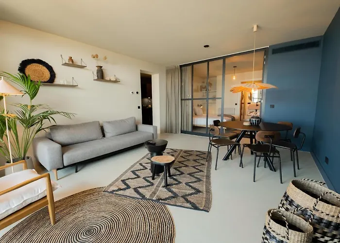 Poort Boutique דירה